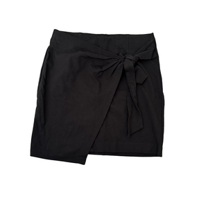 NWOT Women’s Black Wrap Mini Skirt with Tie At Front Size Medium